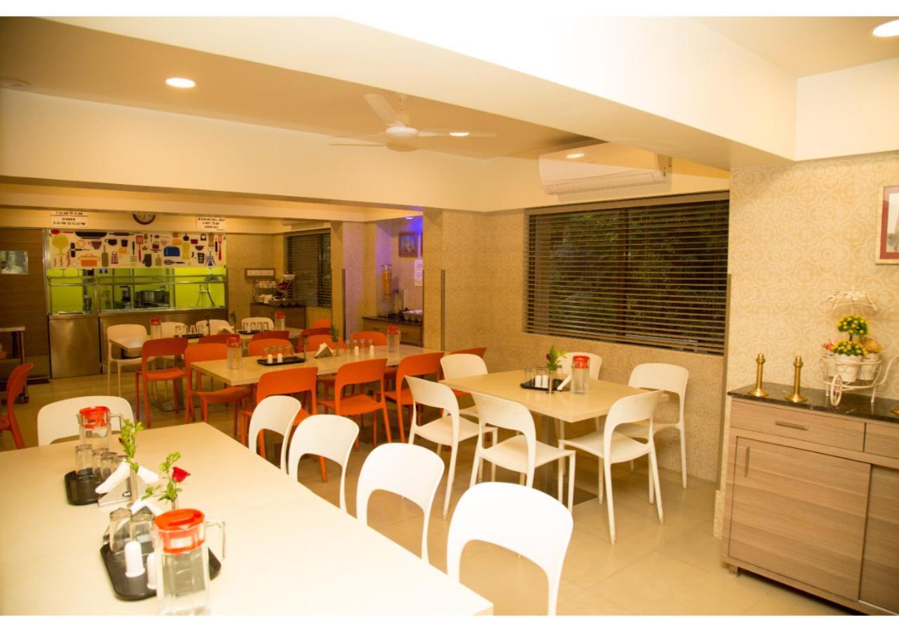 Ashok Deluxe Apartments, Marol Andheri East มุมไบ ภายนอก รูปภาพ