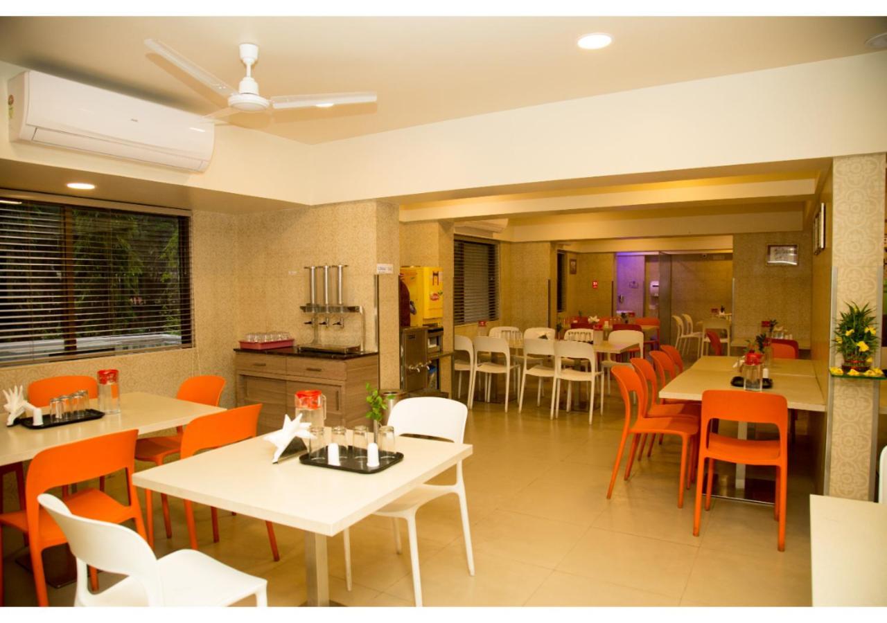 Ashok Deluxe Apartments, Marol Andheri East มุมไบ ภายนอก รูปภาพ